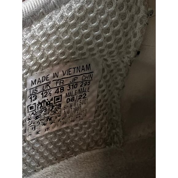 adidas NMD R1 V2 White Black Mens 13 - Picture 7 of 7